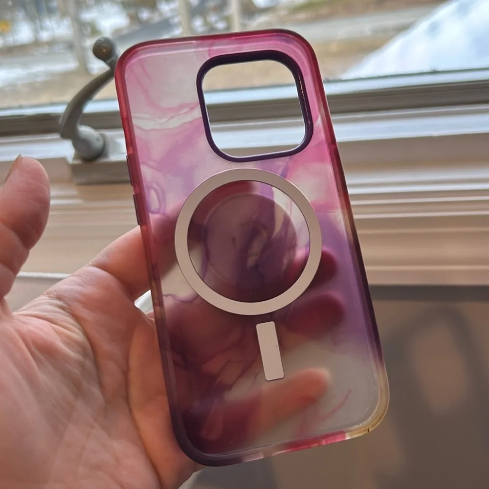 iPhone 14 Pro case with the holder ya